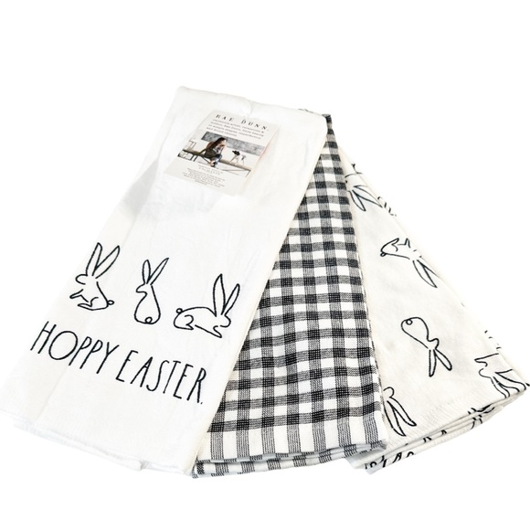 NEW Rae Dunn 🐇🐇HOPPY EASTER🐇🐇Kitchen Towels Set/3 - Picture 1 of 5